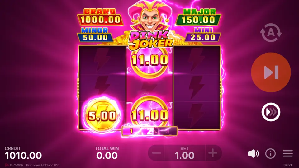 Pile of Gold Funktion fügt zusätzliche Bonus- und Collect-Symbole im Hauptspiel von Pink Joker hinzu